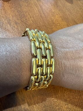 Givenchy Polished Gold Link Bracelet